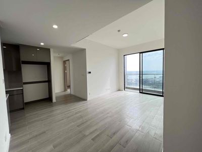 Chính chủ bán căn 2PN 2 view MCP, 76m², lầu cao, view công viên 6 tỷ