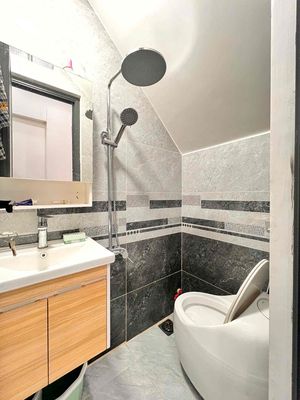 Nhà mặt tiền hxh ,hẽm mua bán kinh doanh — ảnh 1