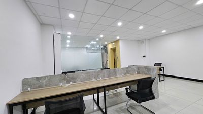 Cho thuê văn phòng 100m² full nội thất tại vạn phúc city — ảnh 1