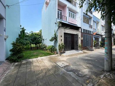 Bán Đất Hẻm Ô Tô Ngay Vạn Phúc - Sông Sài Gòn — ảnh 1