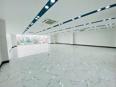 Cho thuê sàn văn phòng đẹp 200m2 tại Hoàng Quốc Việt -Phạm Văn Đồng — ảnh 1