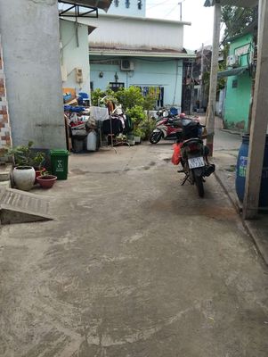 Dãy trọ 5 phòng 106 M2 Q12 chỉ 2,X tỷ