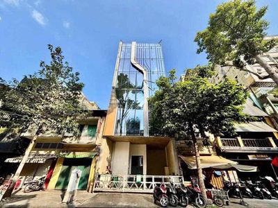 Cho thuê mặt bằng & sàn TM Nguyễn Thái Bình, Q1 – DT: 8x20m