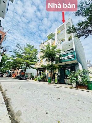 BÁN NHÀ SẴN DÒNG TIỀN 40-60tr/ tháng, tặng nội thất. nhà mới xây 2025
