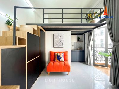 Duplex full nội thất - cửa sổ, ban công ngay dương quảng hàm