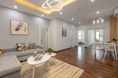 Sổ hồng trao tay_chung cư e1 mễ trì_phạm hùng_bến xe mỹ đình_full đồ