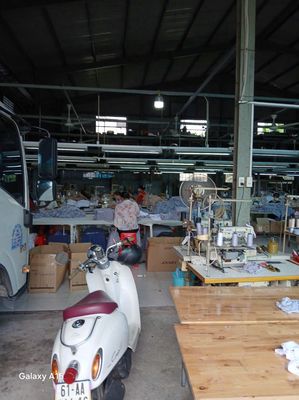 Cần tiền trả ngân hàng bán gấp xưởng MT Đường Container