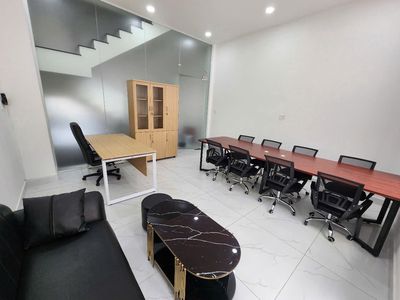 CHO THUÊ VĂN PHÒNG TẦNG TRỆT (phòng sau) có wc riêng — ảnh 1