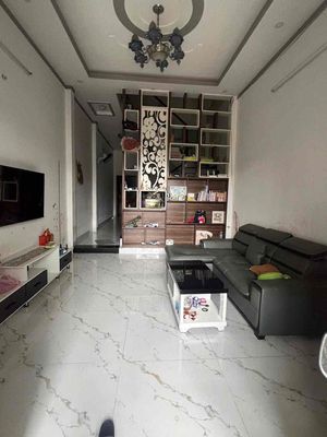 bán nhà trệt lầu gần làng đại học quốc gia thành phố Hồ Chí Minh
