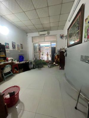 Giảm ngây 200tr. nhà hẻm ôtô. shr. gần chợ trường học giáp tân bình