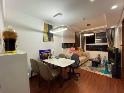 Cho thuê căn hộ Samsora 2PN,2WC giá thuê 7tr/tháng,full nội thất đẹp