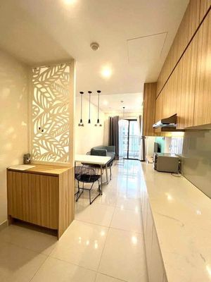 Căn hộ 2 phòng ngủ 60m2 đầy đủ nội thất Saigon Royal — ảnh 1
