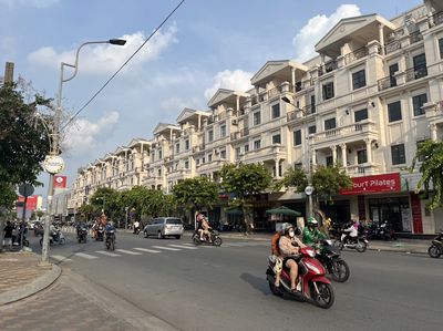 Cho thuê toàn nhà văn phòng mặt tiền cityland nguyễn văn lượng