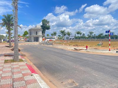 Cần Bán Lô Đất Ngay VSIP 3 Tân Uyên. Sổ Hồng Riêng. Mặt Tiền DT.741