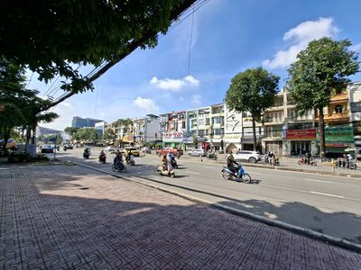 Nhà MTKD 60m Đoạn Sung Tên Lửa 6x21m 4 tầng 6PN LỀ 8m- CÁCH AEON 40m