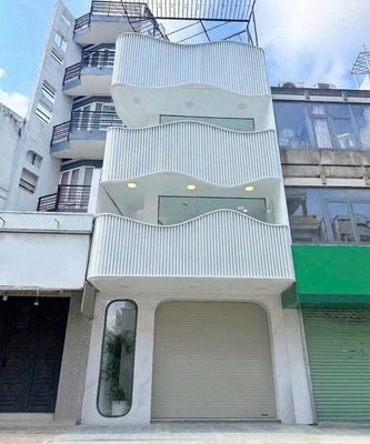 CỰC PHẨM NHÀ MỚI- 46B Nguyễn Thái Bình, Tân Bình- 5x20m, 4 Tầng, 400m2 — ảnh 1