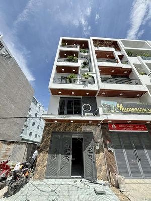 Siêu Phẩm Ngang 4,5m Xây 4 Tầng Thang Máy Hẻm 13m Khu VIP Lê Thị Riêng