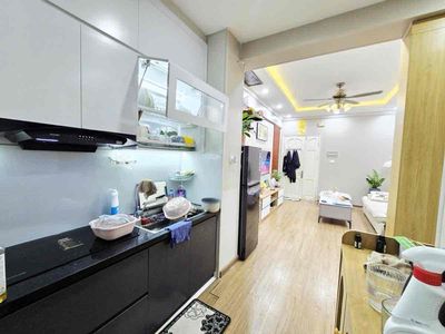 Cần bán căn hộ Nam Trung Yên, đầy đủ nội thất, tiện ích 60m2x 2PN