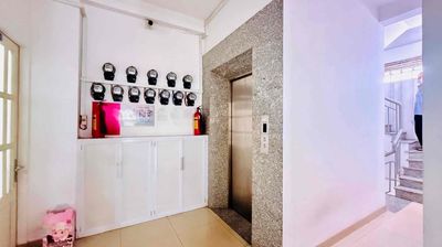 300m2 40 phòng Chdv 6 tầng dòng tiền 150tr/tháng THANG MÁY Hẻm xe tải