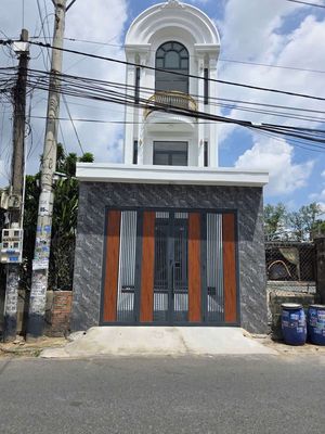 Nhà phố mặt tiền đường Đông Minh, gần GO Dĩ An, p Đông Hoà, TP Dĩ An — ảnh 1