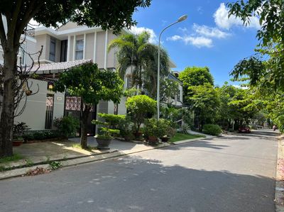 Hàng đẹp kdc conic – 120m². giá bán : 65 triệu/m2