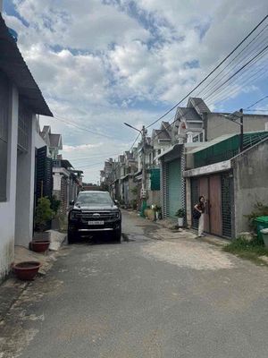 Bán nhà KP1 An Hoà đường ô tô sổ riêng thổ cư giá 2 tỷ 4 tl chính chủ — ảnh 1