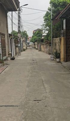 Bán đất tặng nhà C4, 125m2 full thổ cư gần KCN Phúc Yên