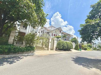 Biệt Thự khu bên sông Hiệp Bình Chánh Thủ Đức 200 m2 chỉ 22 tỷ — ảnh 1