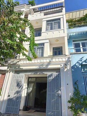 Nhà 1 Trệt 3 Lầu 4PN 5x18m Mặt Tiền Đường Số KDC Phạm Hữu Lầu Q.7 — ảnh 1