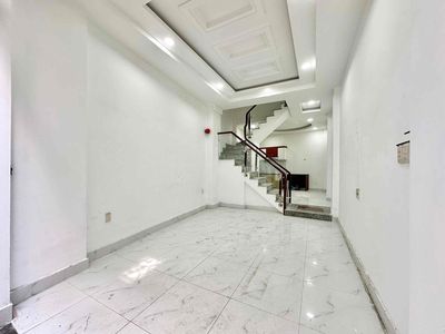 Nhà nguyên căn ngay chợ phạm văn hai 4 phòng ngủ 3wc