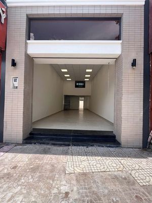 Cho thuê nhà mt điện biên phủ qbt 5x16m, trệt lửng, giá 32tr
