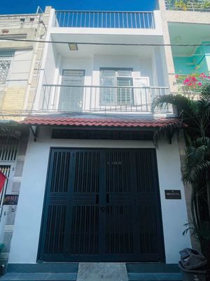 Bán nhà mới đẹp – dọn vào ở ngay