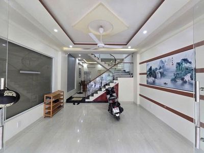 Cho thuê nhà phố Văn Cao, DT: 60m2, 3 p.ngủ full đồ. — ảnh 1