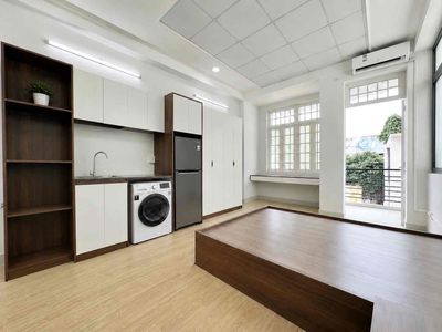 Căn hộ studio ban công & cửa sổ , máy giặt riêng ngay chợ tân hương