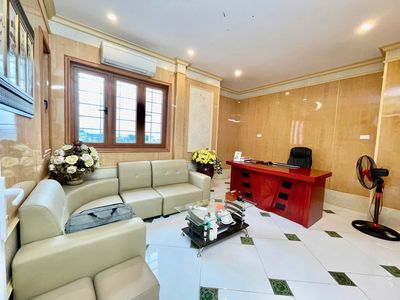 Còn 1 sàn Lê Trọng Tấn 50m2 8tr view hồ chia sẵn 2 phòng — ảnh 1
