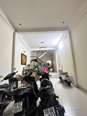 Nhà Ngộp Ngân Hàng Ngay Chung Cư Xigrand Court Lý Thường Kiệt Q10 — ảnh 1