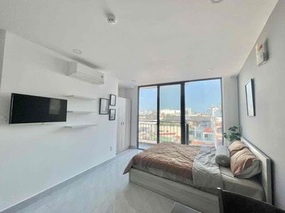 Studio ban công siêu sang thiết kế luxury nằm ngay đại học Văn Lang — ảnh 1