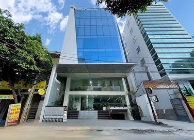 Tòa nhà đường nguyễn thái bình. dt 8x20m, hầm trệt 4 lầu cần cho thuê — ảnh 1