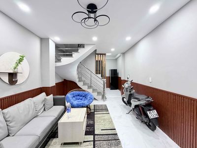 Nhà Nguyên Căn 2PN2WC Ngay Ngã Tư Hàng Xanh FullNT Mới Keng — ảnh 1