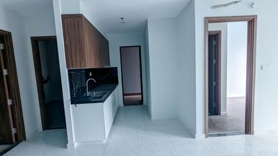 Bán Căn Góc Tầng Sân Vườn Opal Skyline 2PN 2WC - View Nghỉ Dưỡng — ảnh 1