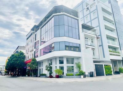 Góc 2 mặt tiền toà nhà ngay sân bay tân bình - 6 tầng suốt - giá 60tr — ảnh 1