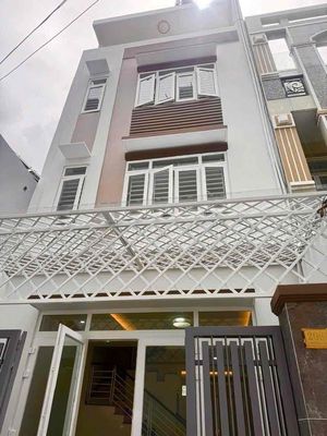 Bán nhà 2 lầu 4pn 3wc xe hơi tới nơi giá 7,5ty — ảnh 1