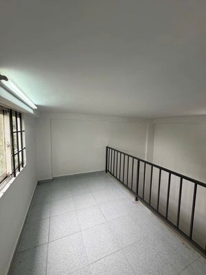 (9699) kdc Việt Sing ,lầu 2 sổ hồng 675 triệu .thuê đc 3,3 triệu