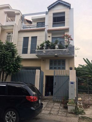 Cho thuê nhà BT 138m2 1 trệt 2L 4pn KDC Ven sông Hiệp Bình Chánh 30tr — ảnh 1