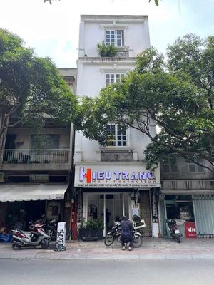 CHO THUÊ MẶT TIỀN - Lê Thị Riêng,P.Bến Thành,Q.1 5x20m 400m2 — ảnh 1