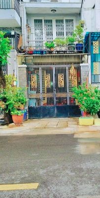 Bán nhà quận 6, đường phạm văn chí, mặt tiền kinh doanh(4x14), sổ hồng