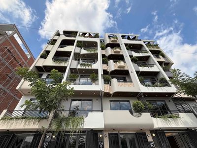 Nhà phố có thang máy 82m thổ cư 347 m sàn — ảnh 1