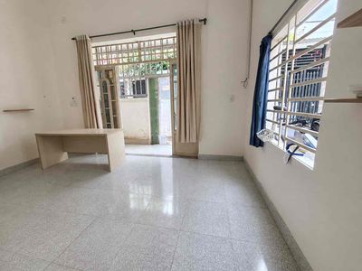 Nhà 50m2 gần Chợ Dĩ An Bình Dương — ảnh 1