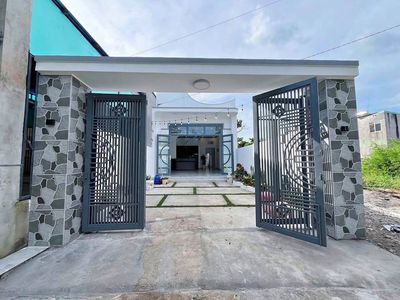 Bán nhà cấp 4 đang cho thuê 10tr/tháng - sau lưng chợ đầu mối thủ đức — ảnh 1