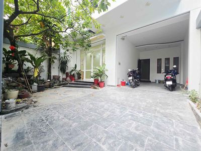 Cho thuê nhà góc 2 MT ngang 8m 4 lầu 6PN Nguyễn Kiệm Phú Nhuận 45tr/th — ảnh 1